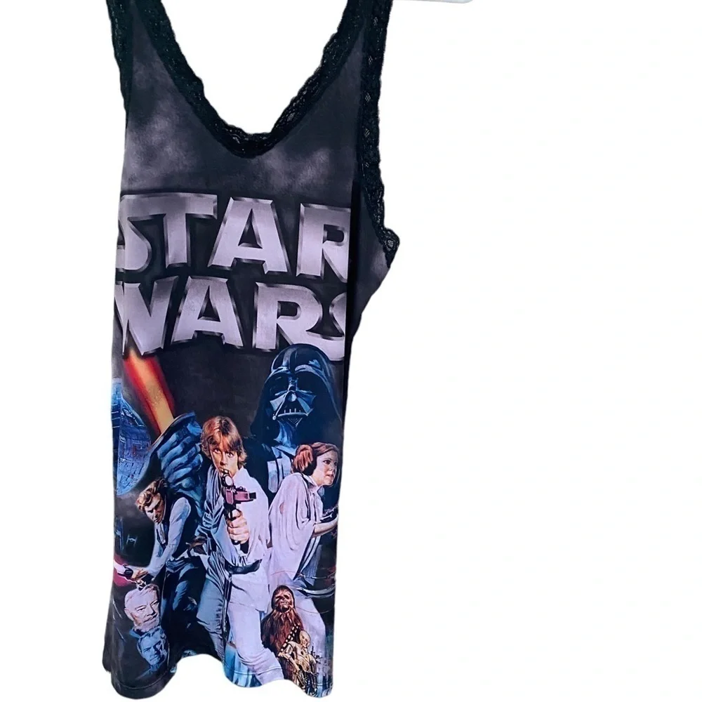 Kids Star Wars night gown size‎ 4-6.